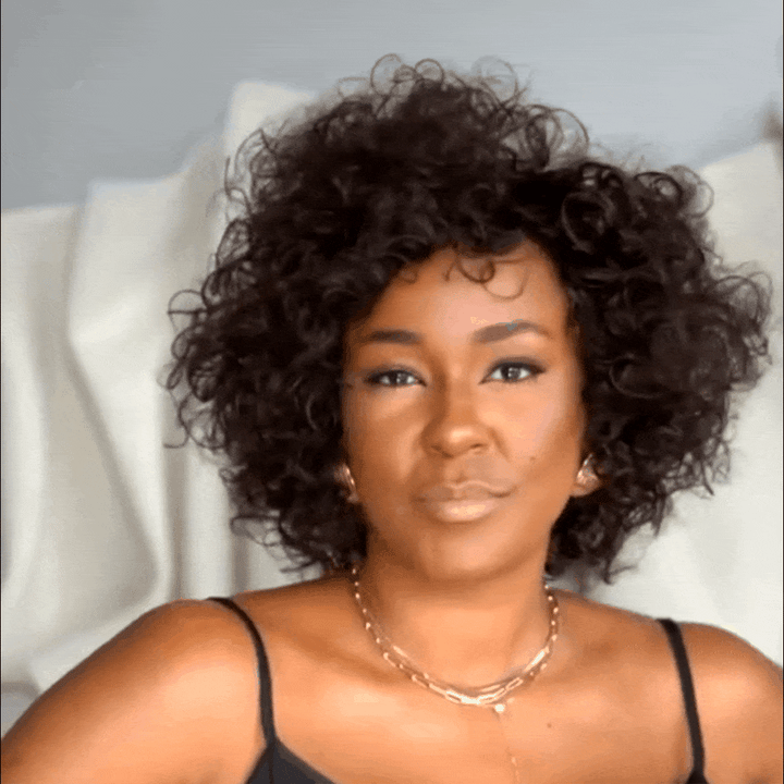 AILUXY Perruque personnalisée avancée Cheveux bouclés, frange, couleur 4