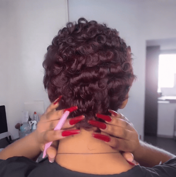 ailuxyhair-fr AILUXY 001 identique à l'image 6pouces AILUXY Perruques 13x4 lace Perruque super bouclée pixie cut perruque 99J