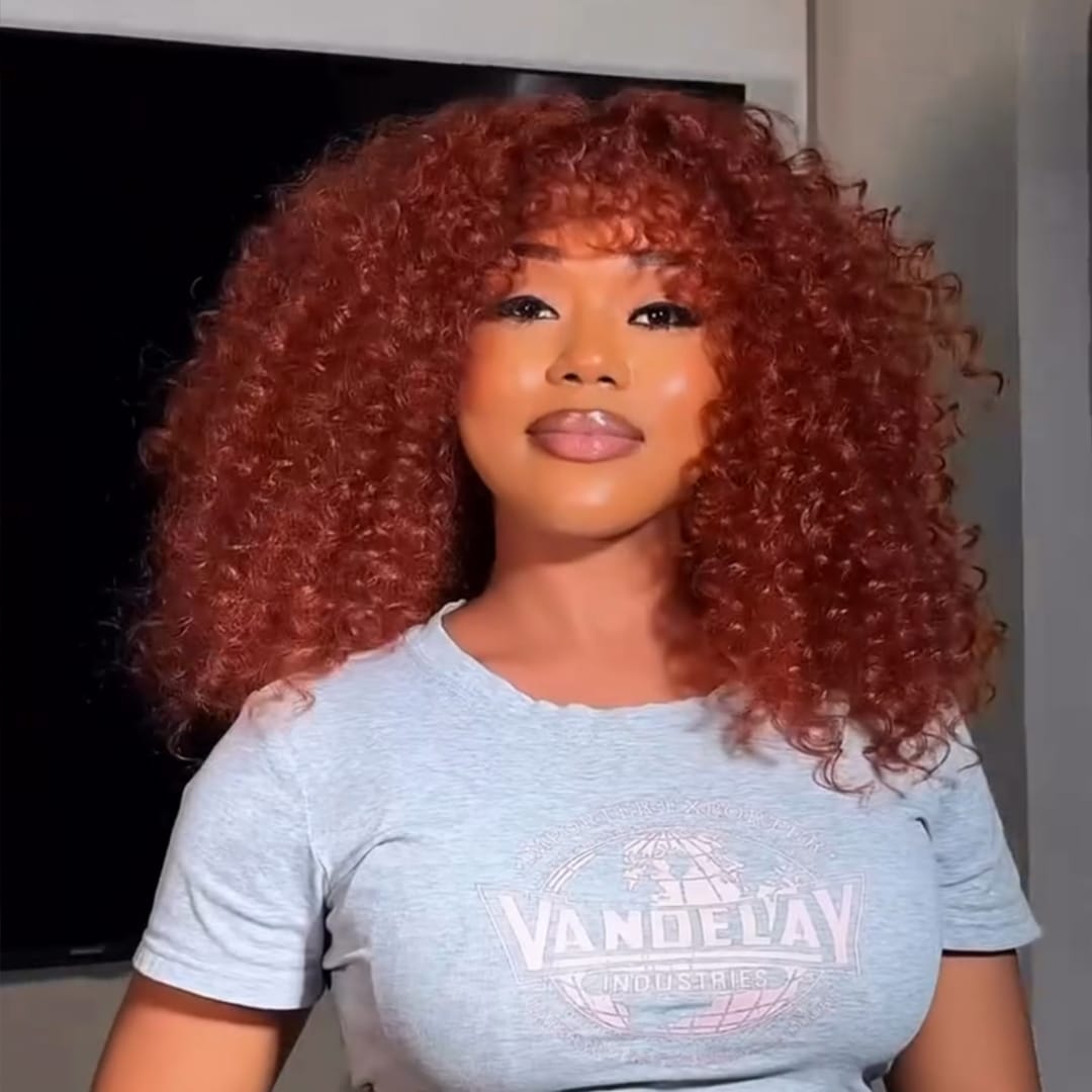ailuxyhair-fr Identique à la photo AILUXY Perruque Bouclée Frange Couleur Cuivré Vibrant, Style Afro Moderne et Éclatant