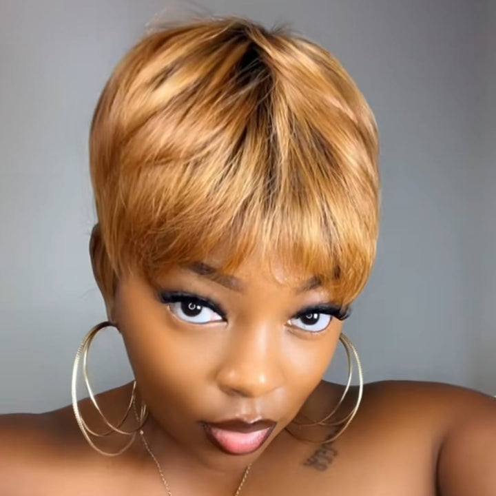 ailuxyhair-fr Identique à la photo AILUXY Perruque Pixie Court Blond Caramélisé avec Frange - Naturelle et Sans Colle