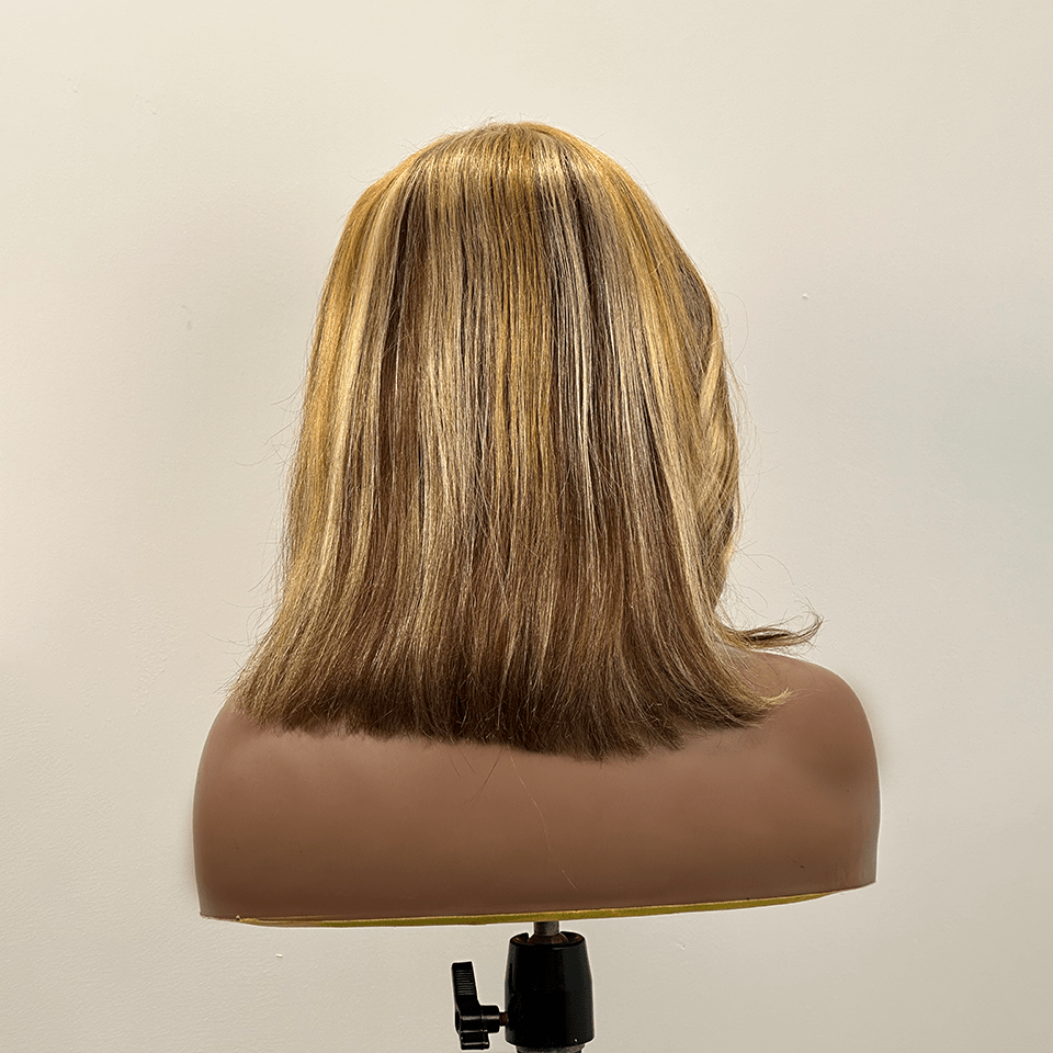 ailuxyhair-fr Longueur du modèle (En France) AILUXY 13x4 Lace Frontal Perruque Lisse Courte Bob Perruque 200% Densité Mettre en évidence la blonde