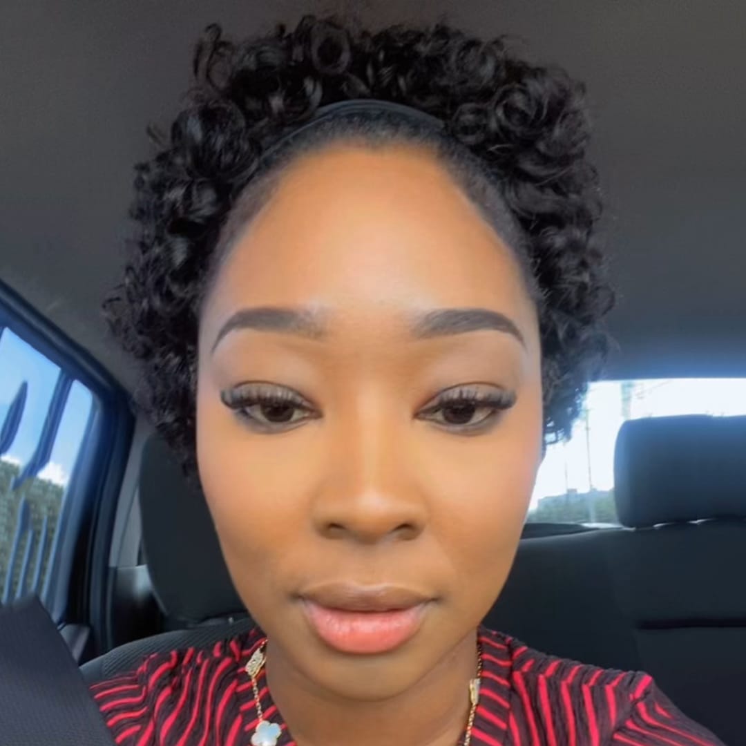 ailuxyhair-fr Noir AILUXY Sans Colle, Sans Clips Perruque Bouclée Courte avec Bandeau