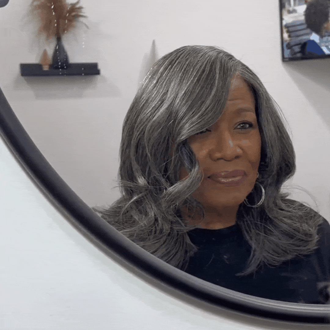 ailuxyhair-fr Perruque Coupe Pixie AILUXY Élégance intemporelle : Perruque gris fumée aux boucles sensuelles