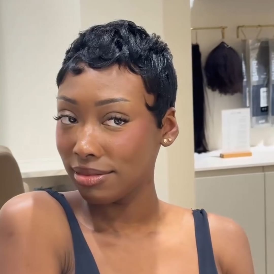 ailuxyhair-fr Perruque Coupe Pixie Identique à la phonto AILUXY Perruque Pixie à Petites Boucles Courtes Sans Colle Hair Naturel