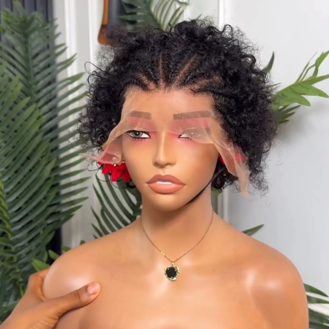 ailuxyhair-fr Perruque Coupe Pixie Identique à la photo AILUXY Perruque Courte Bouclée Kinky 13x4 Lace Front Transparente - Pose Rapide & Naturelle