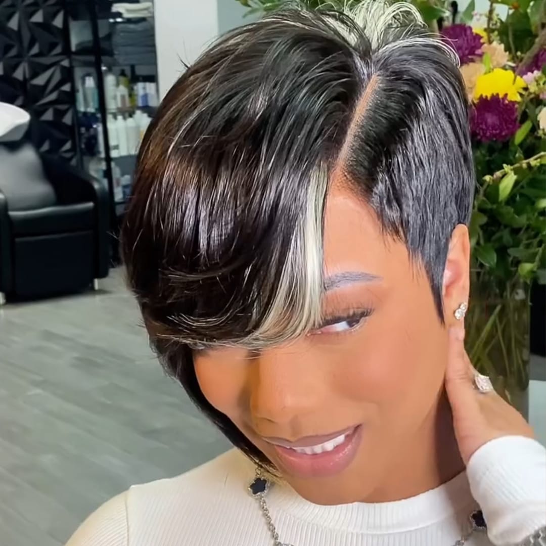 ailuxyhair-fr Perruque Coupe Pixie Identique à la photo AILUXY Perruque Courte Pixie avec Mèche Blonde, Style Élégant et Naturel