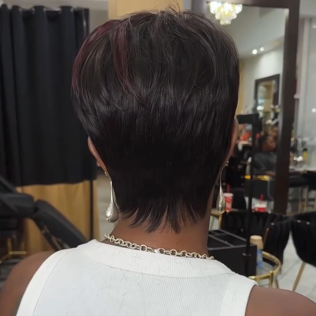 ailuxyhair-fr Perruque Coupe Pixie Identique à la photo AILUXY Perruque Pixie Colorée Bordeaux, Look Moderne et Facile à Coiffer au Quotidien
