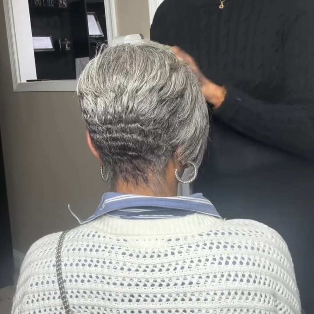 ailuxyhair-fr Perruque Coupe Pixie Identique à la photo AILUXY Perruque Pixie Gris Mêlé Naturel Lace Front Sans Colle Coiffure Ultra Courte Moderne Ligne Capillaire Invisible