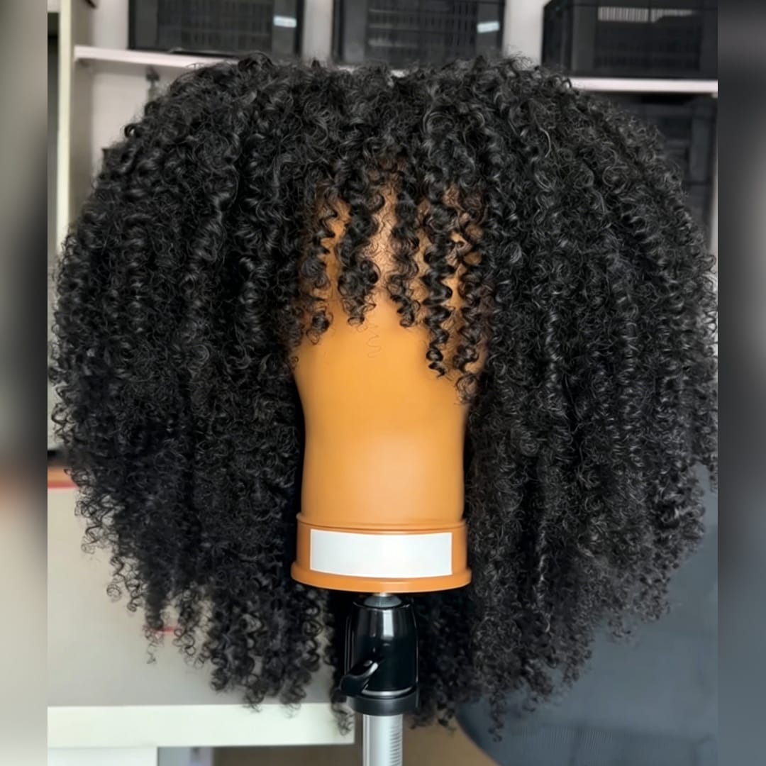 ailuxyhair-fr Sans Colle AILUXY Perruque Bob Afro Bouclée Avec Frange, Petites Boucles Naturelles Sans Colle, Perruque Synthétique Pour Femme