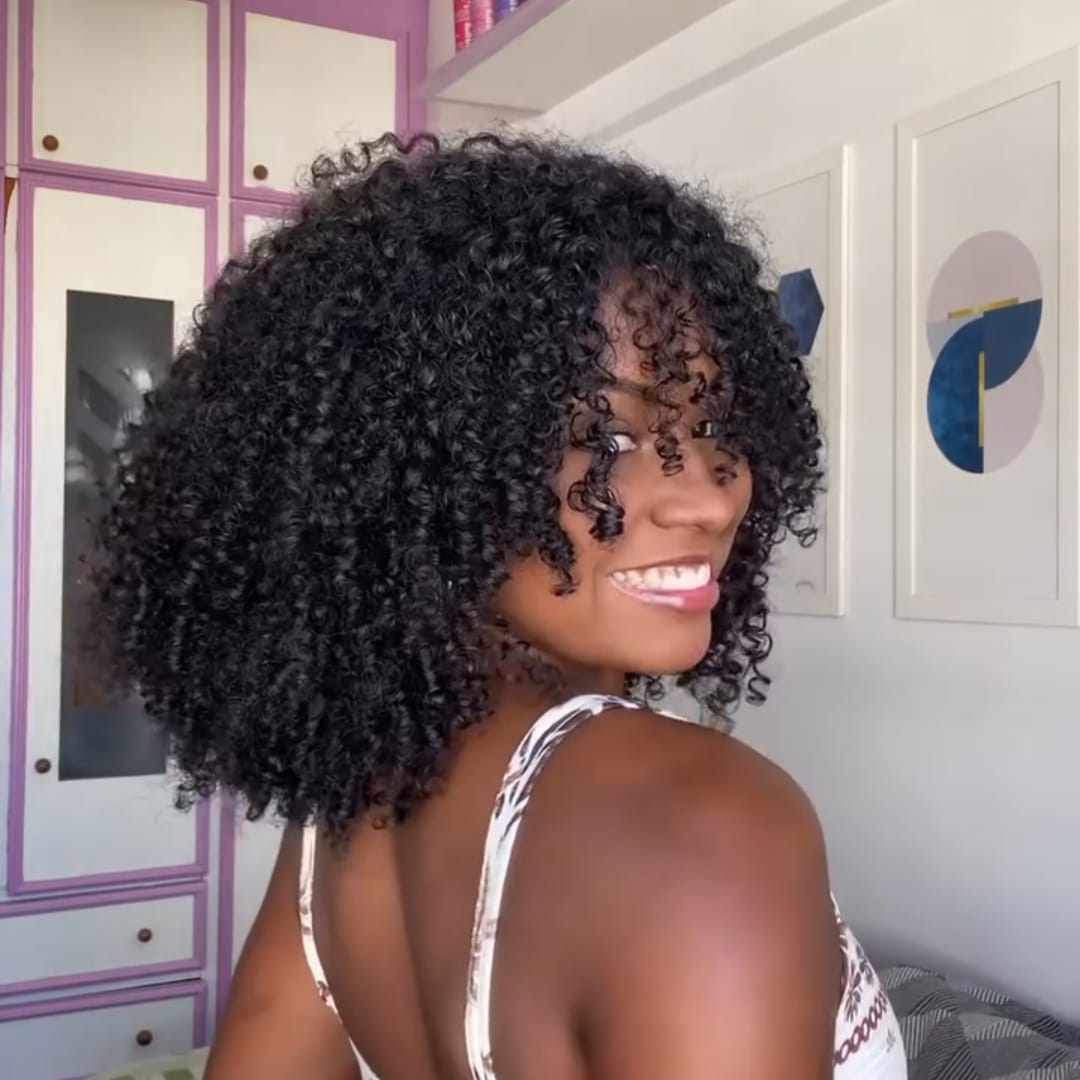 ailuxyhair-fr Sans Colle AILUXY Perruque Bob Afro Bouclée Avec Frange, Petites Boucles Naturelles Sans Colle, Perruque Synthétique Pour Femme (Copy)