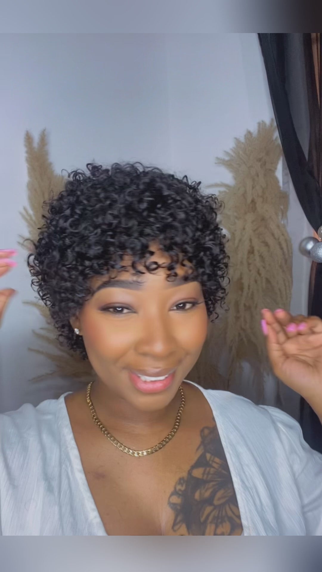 AILUXY Perruque Afro Courte, Boucles Souples, Rendu Naturel Sans Coiffage Compliqué
