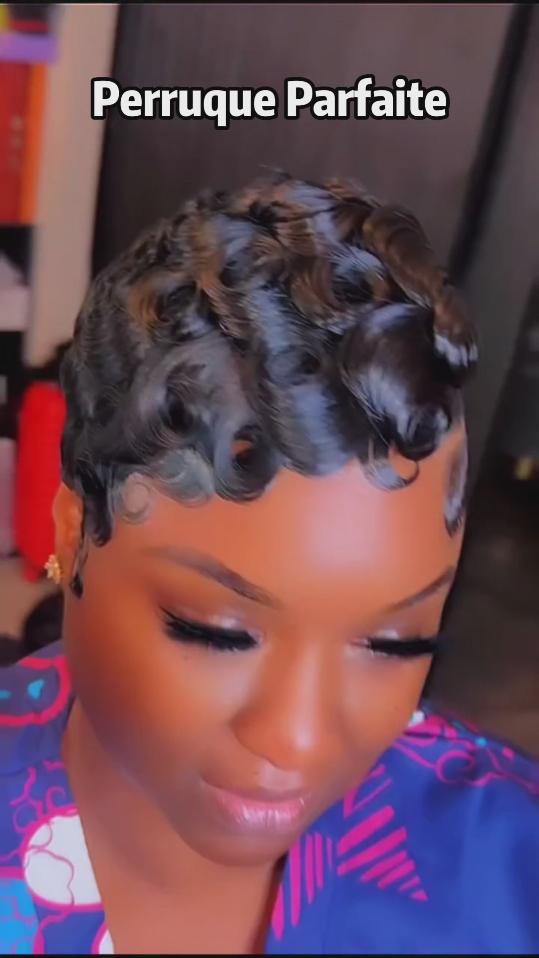 AILUXY  Perruque Pixie Courte à Texture Finger Wave rétro ultra-luxueux