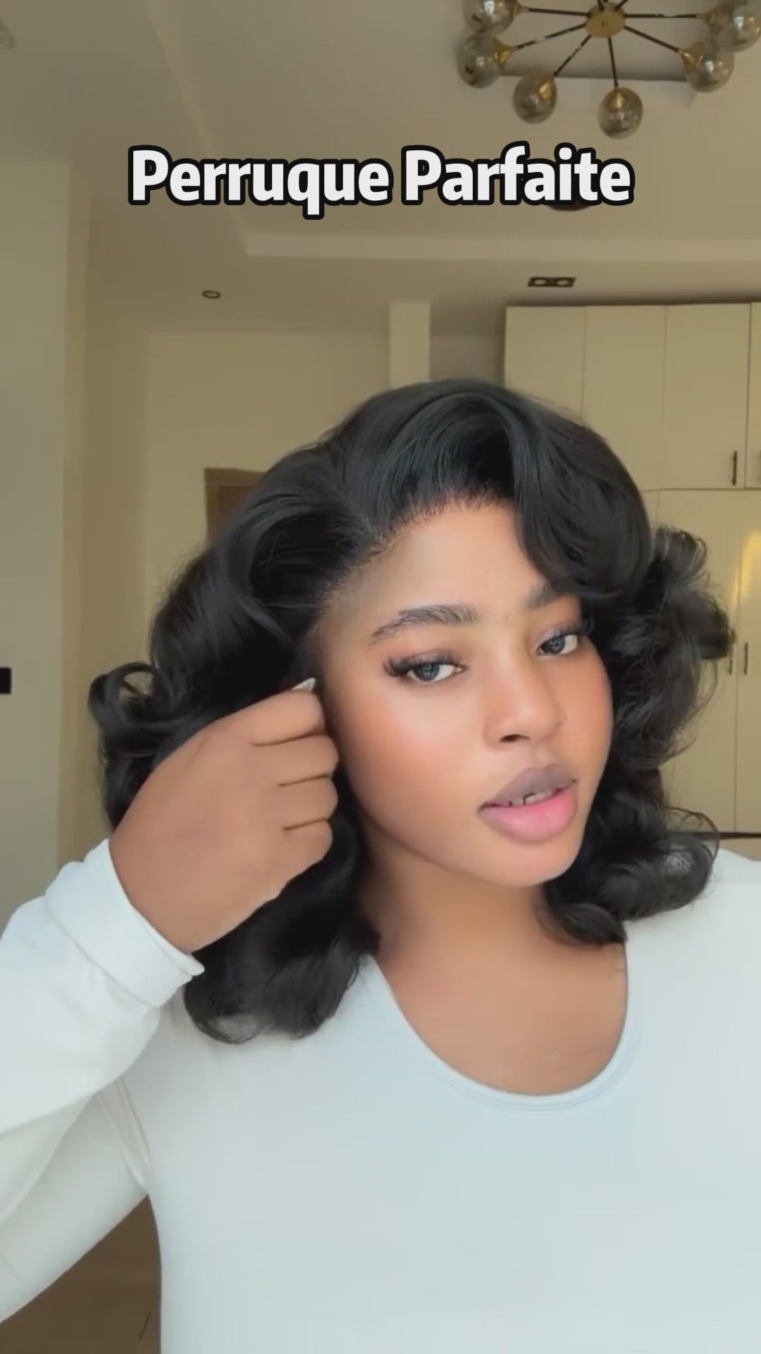 AILUXY  Perruque BoB Ondulée Corps Naturel Cheveux Humains Avec 13x4 Dentelle Douce et Valorisante Prête à Porter