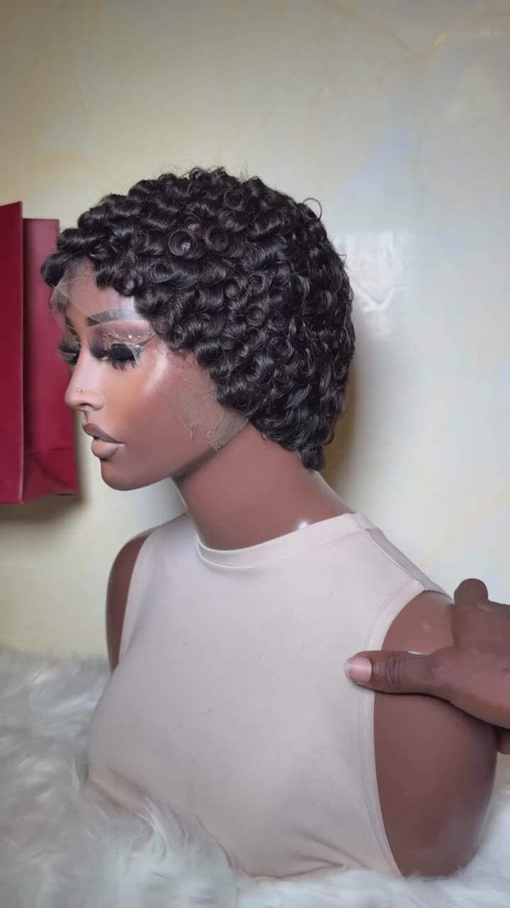 AILUXY Perruque Pixie Cut Courte Cheveux Humains Bouclés Noirs
